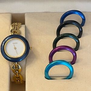 Vintage Gucci Bezel 11/12 watch flat link gold with box and bezel set late 90s